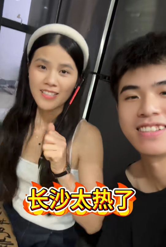 长沙太热了!卖螺蛳粉的广西仔集体放假回老家:今年真的受不了-第3张图片 长沙太热了!卖螺蛳粉的广西仔集体放假回老家:今年真的受不了-第3张图片