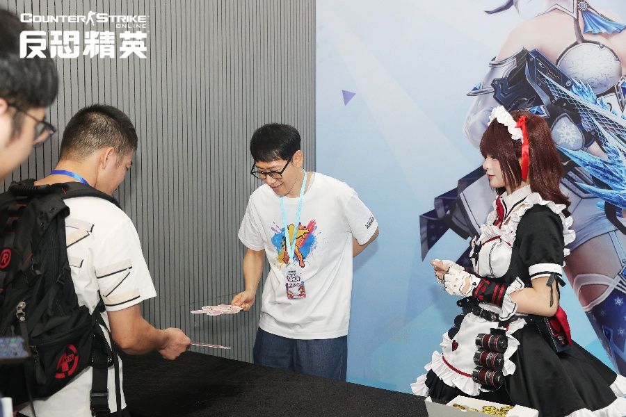 CSOL暑期传奇武器曝光,大灾变新地图决战道格拉斯-第2张图片 CSOL暑期传奇武器曝光,大灾变新地图决战道格拉斯-第2张图片