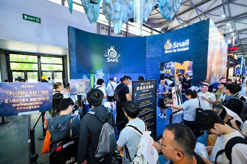 CJ现场直击,方舟系列《方块方舟:地下迷城》试玩人气爆棚-第2张图片 CJ现场直击,方舟系列《方块方舟:地下迷城》试玩人气爆棚-第2张图片