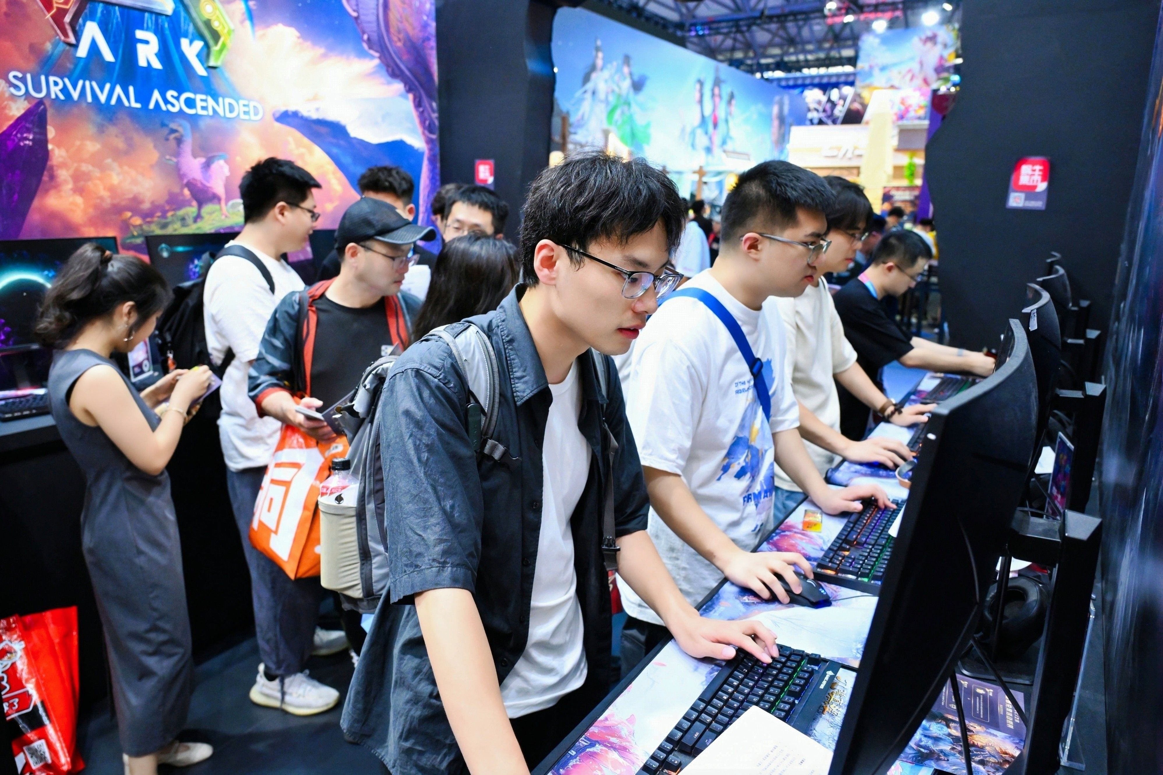 驯龙竞技燃动全场,《方舟:适者生存》ChinaJoy活动回顾-第5张图片 驯龙竞技燃动全场,《方舟:适者生存》ChinaJoy活动回顾-第5张图片