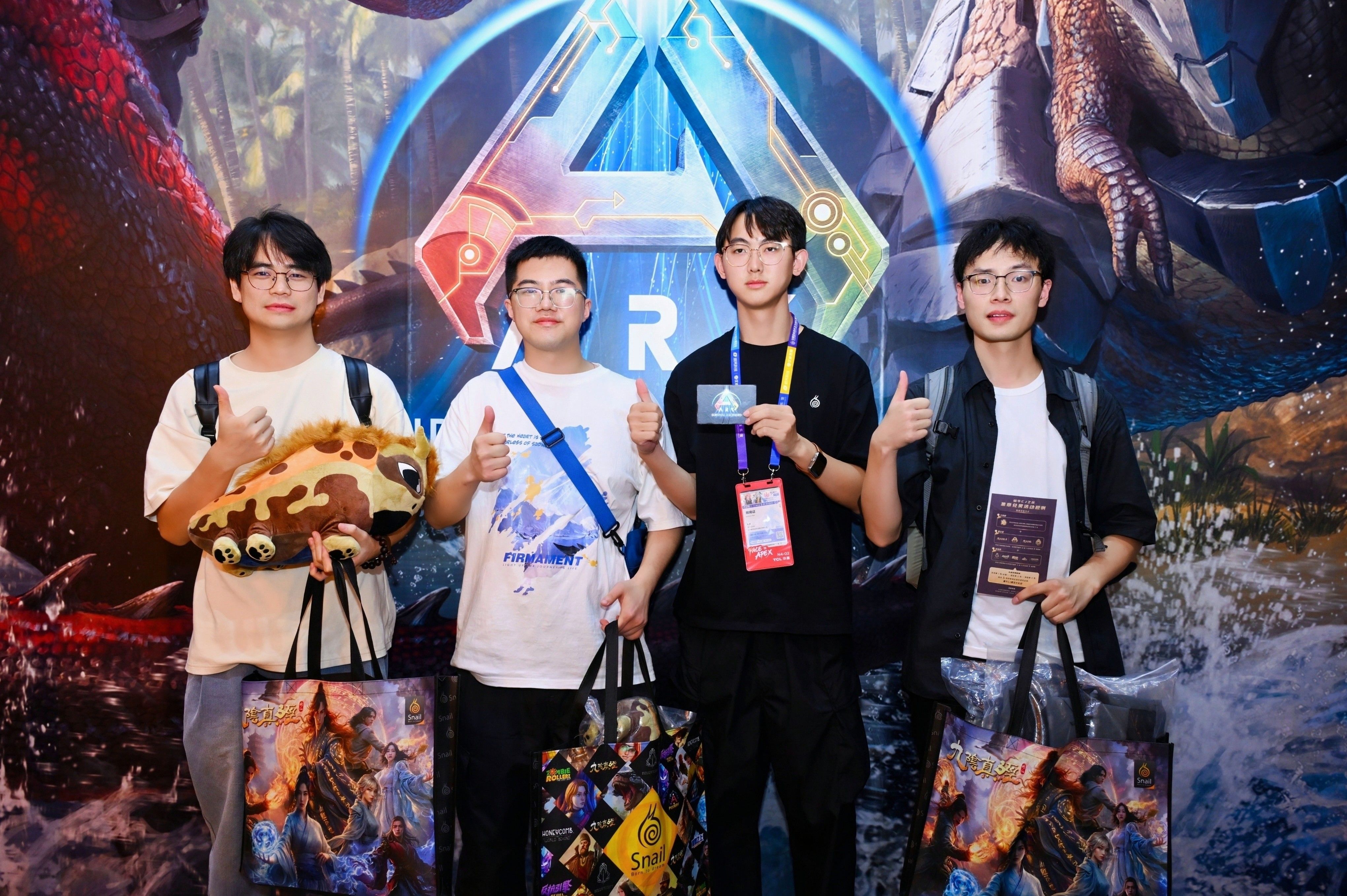 驯龙竞技燃动全场,《方舟:适者生存》ChinaJoy活动回顾-第6张图片 驯龙竞技燃动全场,《方舟:适者生存》ChinaJoy活动回顾-第6张图片
